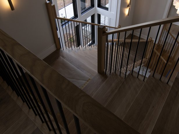 crown molding detail